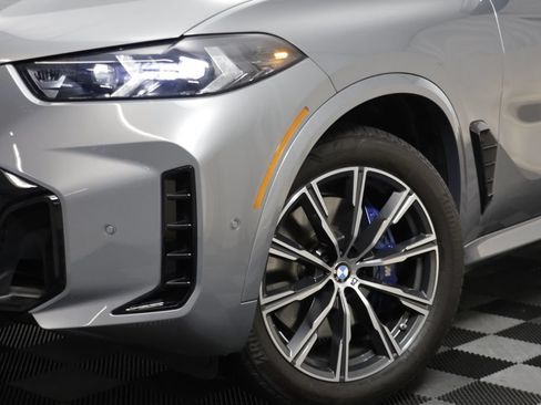 Certified 2024 BMW X5 xDrive40i w/ M Sport Package AWD/4WD image 3