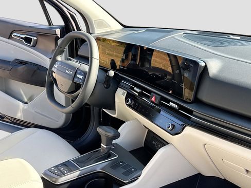 New 2026 Kia Sportage EX image 5