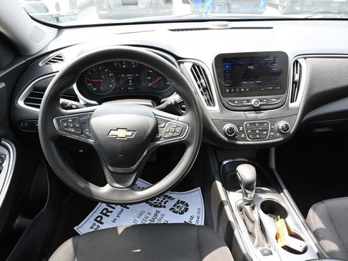 Used 2024 Chevrolet Malibu LT FWD image 21
