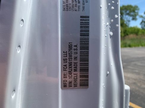 Used 2025 Jeep Wrangler Unlimited Sport S 4xe AWD/4WD image 34
