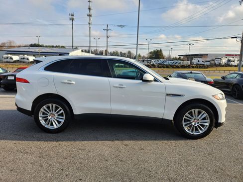 Used 2020 Jaguar F-PACE Prestige image 6