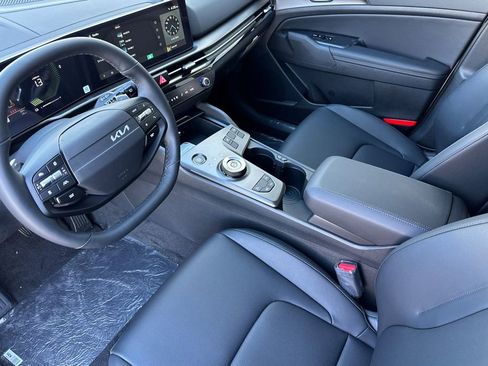 New 2026 Kia Sportage EX AWD/4WD image 10