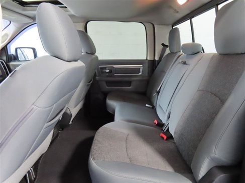 Used 2016 RAM 1500 Big Horn image 31