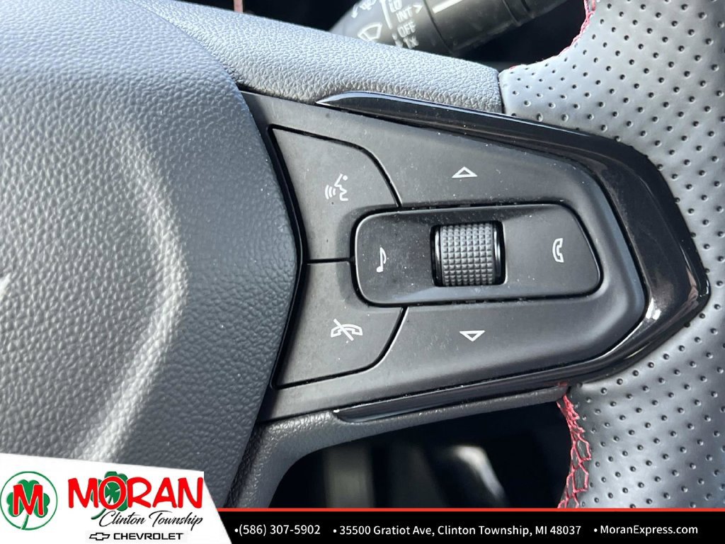 Certified 2024 Chevrolet Trax RS w/ Driver Confidence Package FWD image 24
