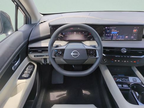Used 2026 Nissan Murano SV AWD/4WD image 13