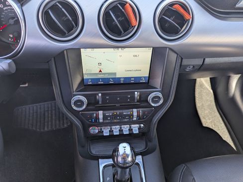 Used 2018 Ford Mustang Premium image 18