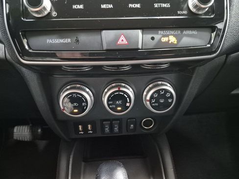 Used 2022 Mitsubishi Outlander Sport SE FWD image 22