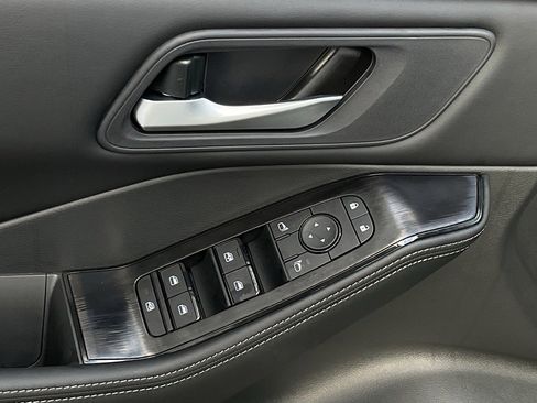 New 2026 Nissan Rogue SV image 11