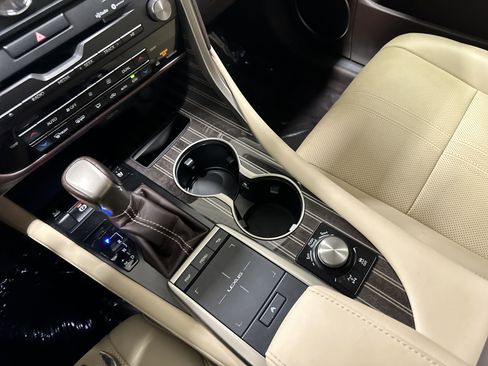 Used 2020 Lexus RX 350 AWD w/ Luxury Package image 29