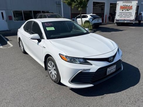 Used 2021 Toyota Camry LE FWD image 2