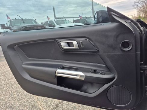 Used 2020 Ford Mustang GT image 15