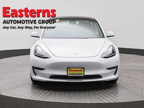 Used 2023 Tesla Model 3 Standard Range RWD image 2
