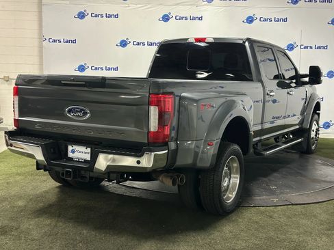 Used 2017 Ford F450 Lariat w/ Lariat Ultimate Package AWD/4WD image 3