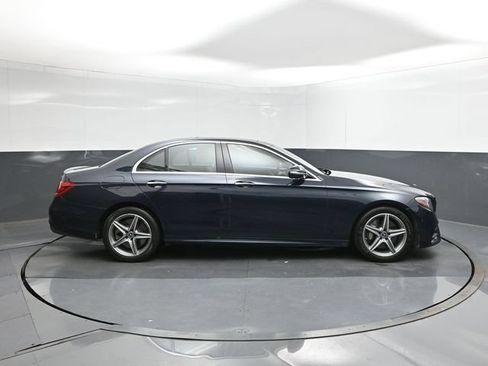 Certified 2018 Mercedes-Benz E 400 4MATIC Sedan image 15
