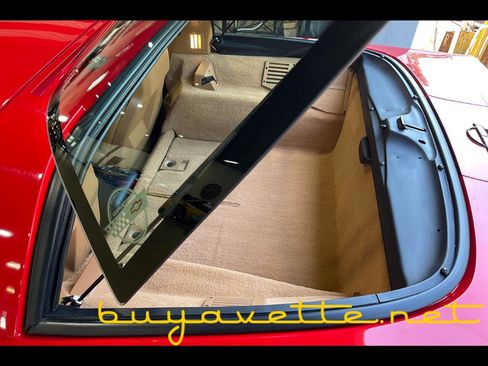 Used 1991 Chevrolet Corvette Coupe image 21