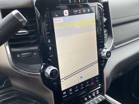 Certified 2022 RAM 2500 Laramie image 26