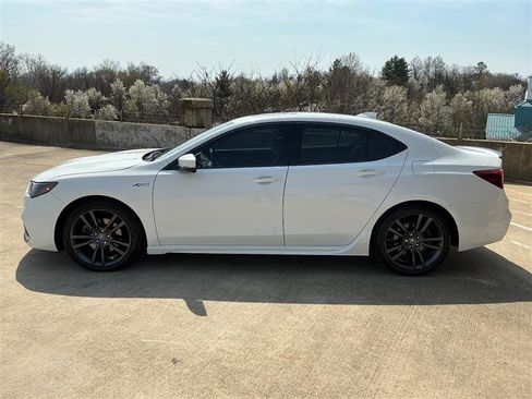 Used 2018 Acura TLX V6 w/ Technology & A-SPEC Pkg image 3