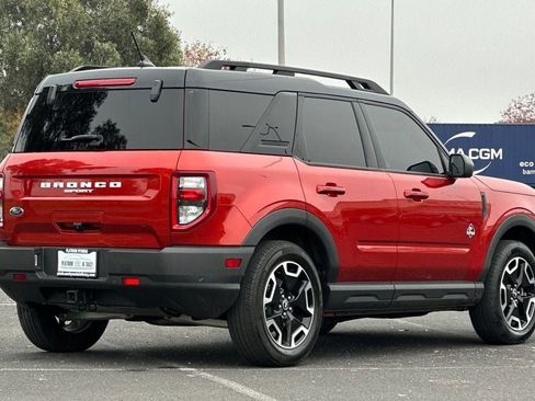 Used 2023 Ford Bronco Sport Outer Banks w/ Tech Package image 4