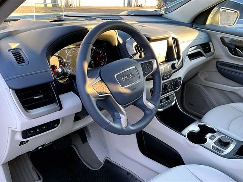Used 2023 GMC Terrain Denali image 18