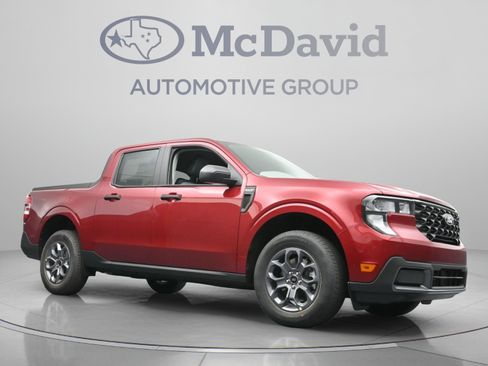 Used 2025 Ford Maverick XLT w/ Equipment Group 302A AWD/4WD image 10