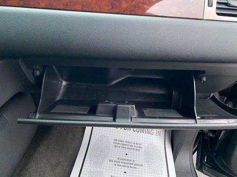 Used 2012 Chevrolet Avalanche LTZ image 36