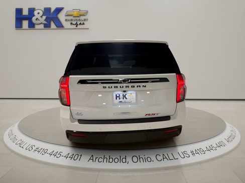 Used 2023 Chevrolet Suburban RST w/ Luxury Package AWD/4WD image 8