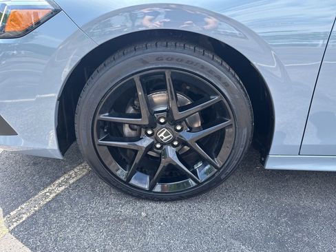 Used 2022 Honda Civic Sport image 12