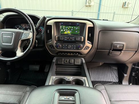 Used 2019 GMC Sierra 2500 Denali w/ Duramax Plus Package image 29