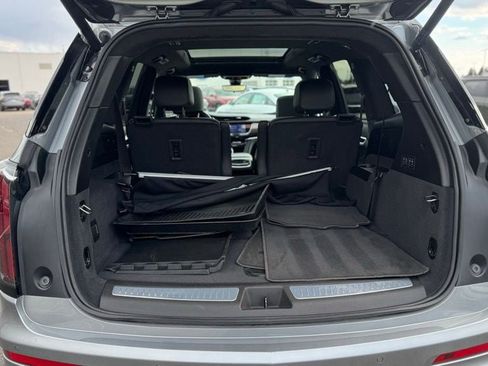 Used 2025 Cadillac XT6 Sport w/ Platinum Package AWD/4WD image 6