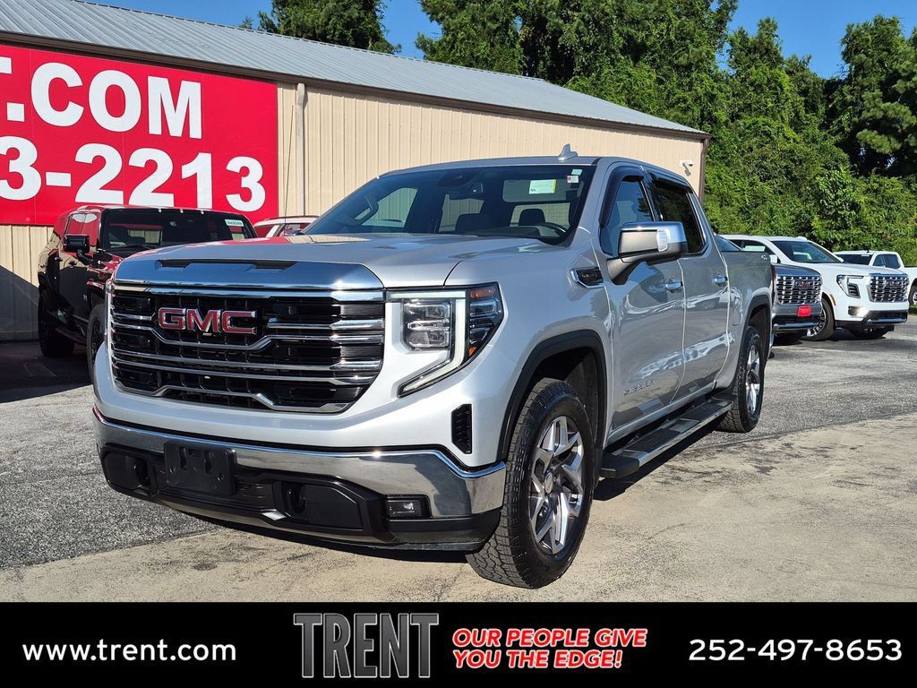 Used 2022 GMC Sierra 1500 SLT w/ SLT Premium Package AWD/4WD image 1