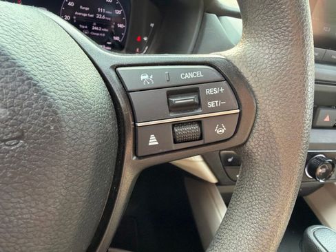 Used 2023 Honda Accord EX image 13
