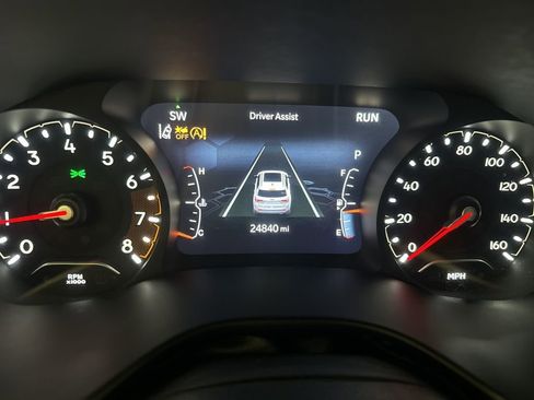 Used 2022 Jeep Compass Limited image 4