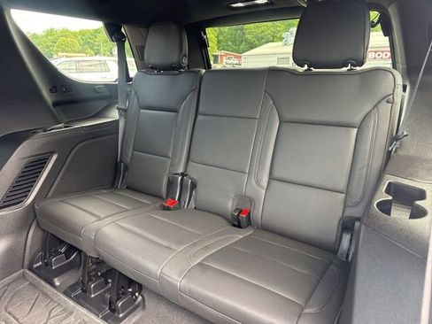 Used 2024 Chevrolet Tahoe High Country w/ Premium Package AWD/4WD image 24