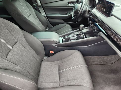 Used 2023 Honda Accord Sport image 12