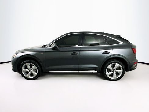 Used 2021 Audi Q5 2.0T Premium w/ Convenience Package image 4