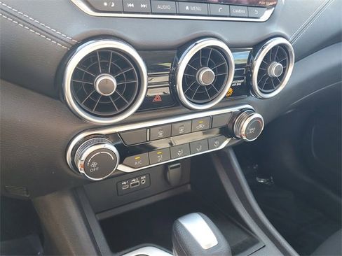 Used 2022 Nissan Sentra SV w/ Trunk Package image 20