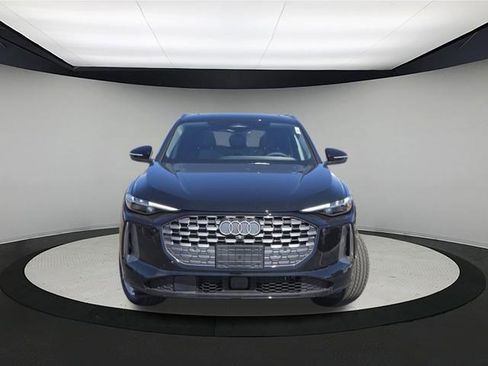 New 2025 Audi Q5 Premium Plus image 2