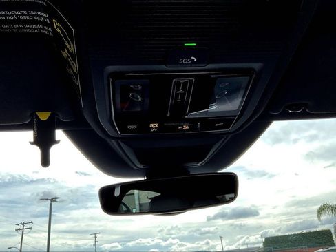 New 2026 Volkswagen GTI SE image 14