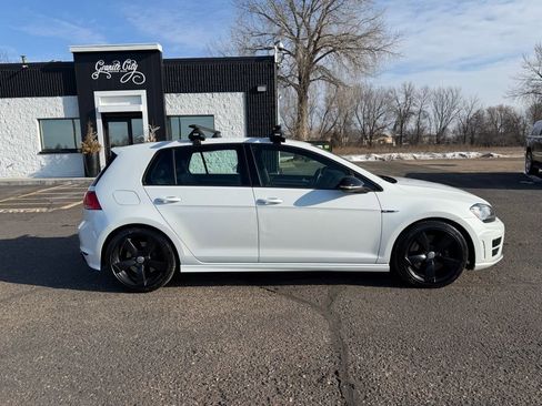 Used 2017 Volkswagen Golf R 4-Door AWD/4WD image 2