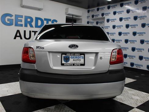 Used 2006 Kia Rio Sedan image 3