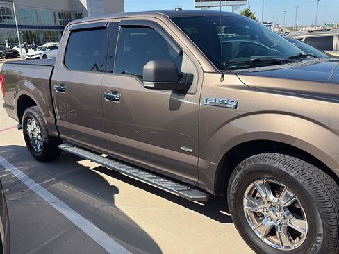Used 2015 Ford F150 XLT w/ Equipment Group 302A Luxury image 2