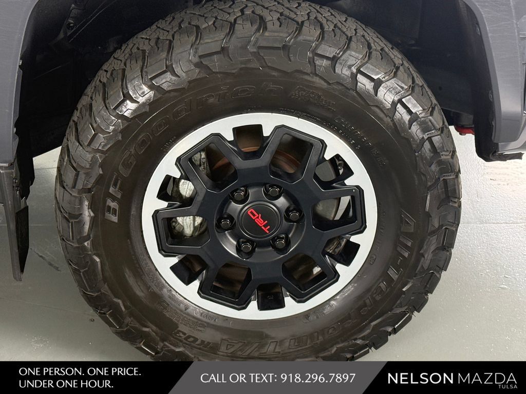 Used 2024 Toyota Tacoma TRD Sport AWD/4WD image 15