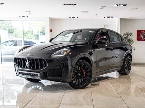New 2026 Maserati Grecale Modena AWD/4WD image 1