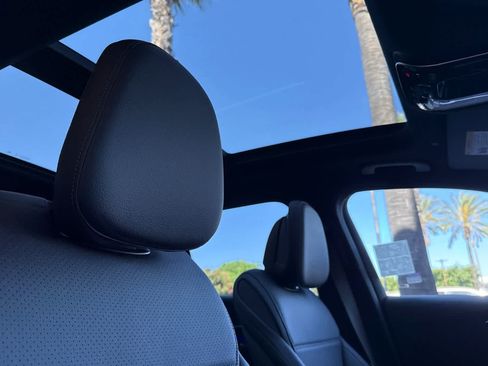 New 2026 Mercedes-Benz GLC 300 4MATIC image 16