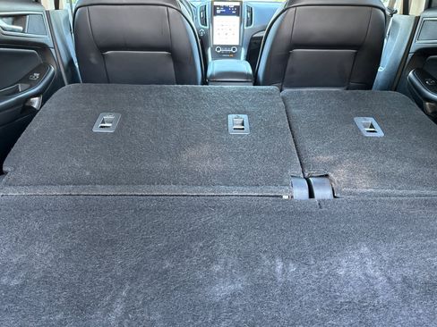 Used 2024 Ford Edge SEL image 17