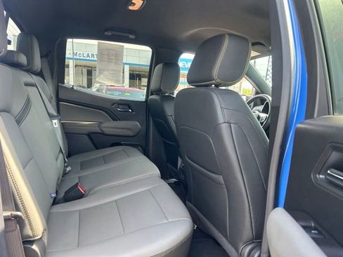 Used 2025 Chevrolet Colorado ZR2 AWD/4WD image 32