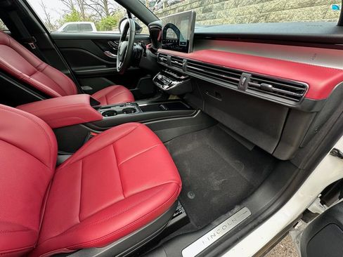 New 2026 Lincoln Corsair Reserve AWD/4WD image 22