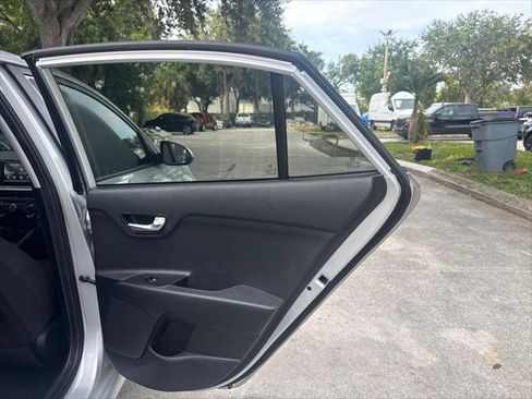 Used 2020 Kia Rio LX FWD image 19