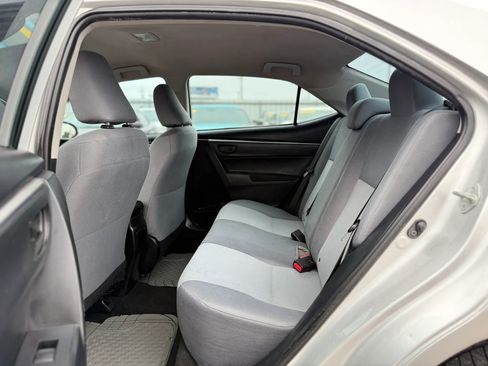 Used 2015 Toyota Corolla LE FWD image 36