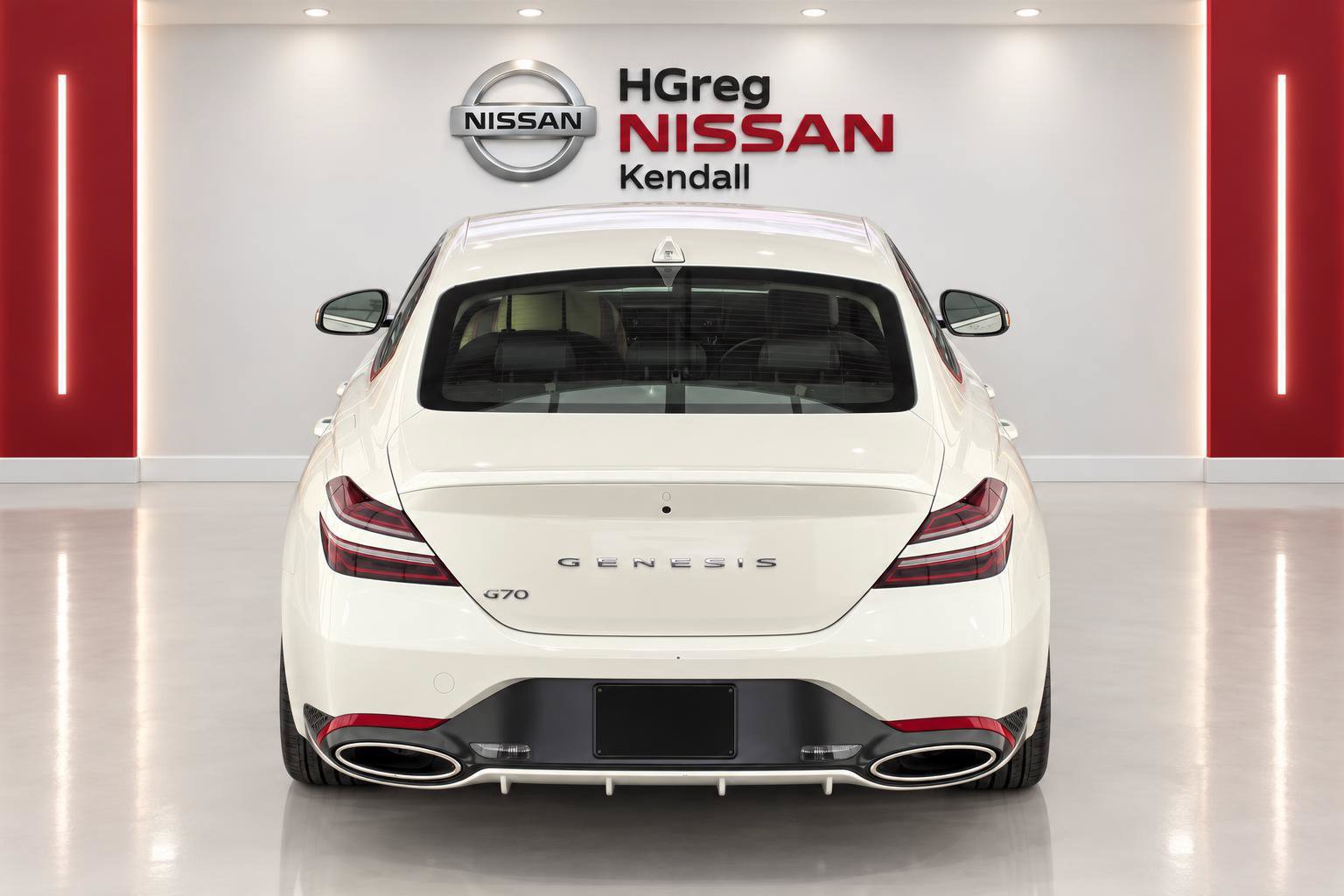 Used 2025 Genesis G70 2.5T RWD image 6
